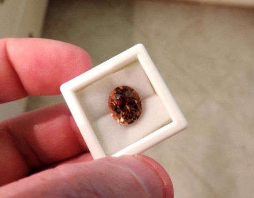 HPJ CONNOISSEURS PORTFOLIO: ULTRA RARE 5.15 CARAT VS TARRYALL MOUNTAIN (COLORADO) SHERRY TOPAZ