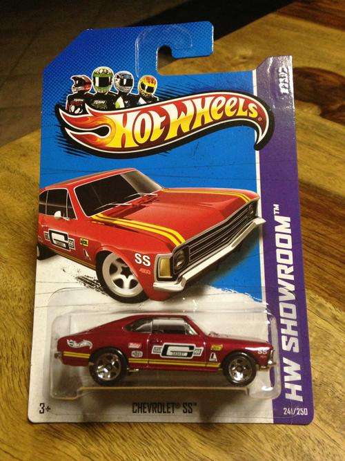 Hot Wheels 2013 - 241/250 - Chevrolet SS - Red