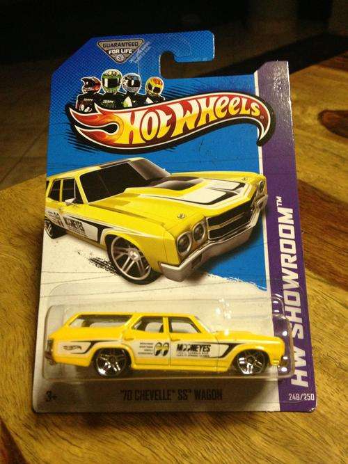 Hot Wheels 2013 - 248/250 - 70 Chevelle SS Wagon - Yellow