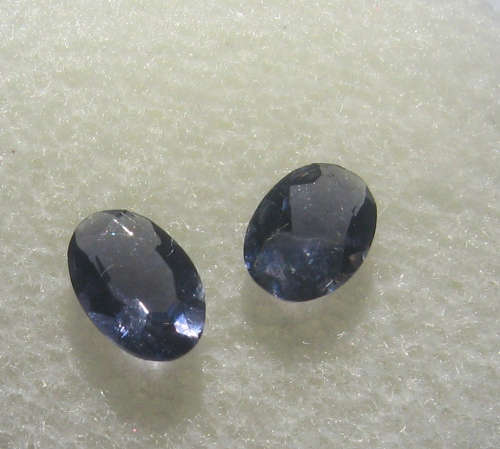 FINE Oval cut VIOLET IOLITE .60ct 4x6mm