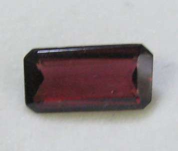 Madagaskar Garnet Emerald cut 1.20 ct, 9x5 mm