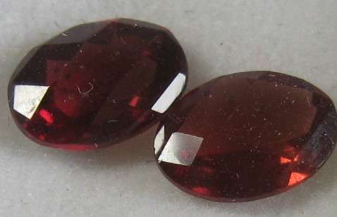 Fine 2.60ct  Pink Rhodolite Checkertop cut Oval 8x6mm (set of 2)