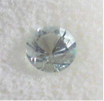 .60 ct Aquamarine round cut 6mm
