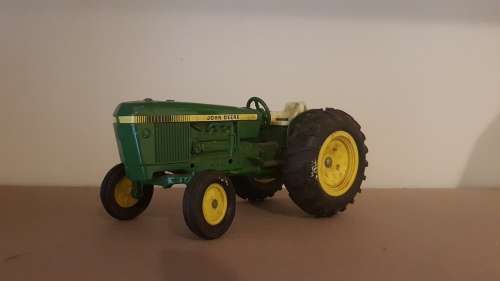 Original Vintage John Deere Steel Tractor.