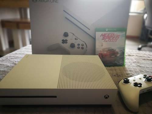 Xbox One S