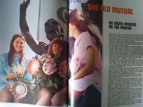 AUGE What about South Africa ? (April 1971 large magazine by Auge Mexico)