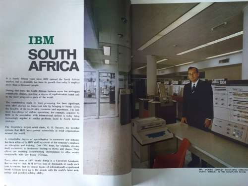 AUGE What about South Africa ? (April 1971 large magazine by Auge Mexico)