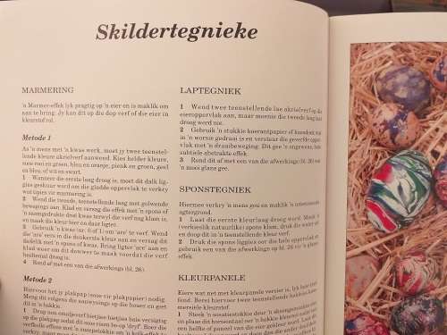 Handgeverfde eiers (Praktiese Delos gids)
