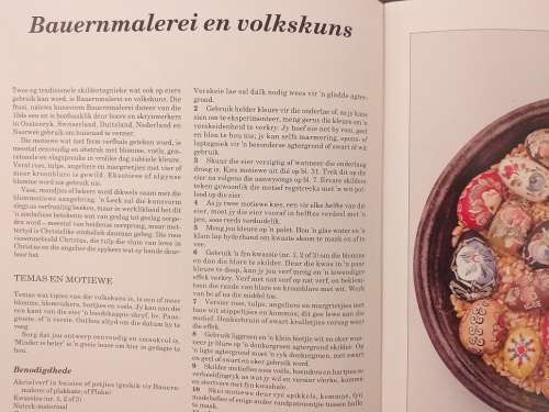 Handgeverfde eiers (Praktiese Delos gids)