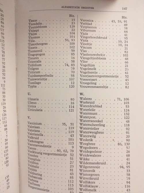 Buekers` Plantenboek (Dr PG Buekers)- Nederlandse teks plantkunde boek