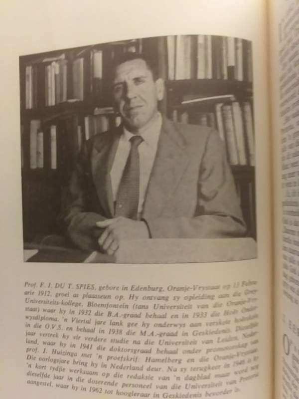 Soek in die verlede (Prof  FJ Du T  Spies, Dr WJ De Kock)  Publikasie van die SAUK