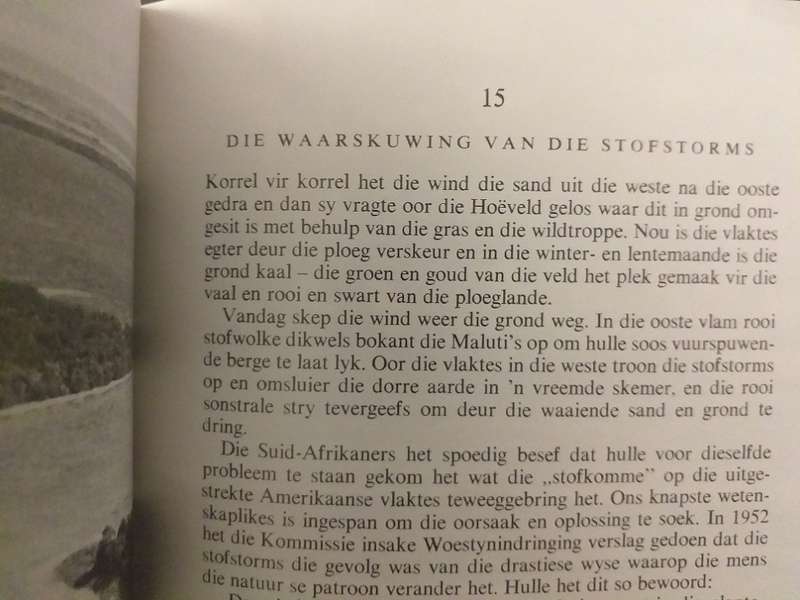 Die Mens en Ons Bodem - Liefde vir ons eie (TC Robertson) SAUK Publikasies