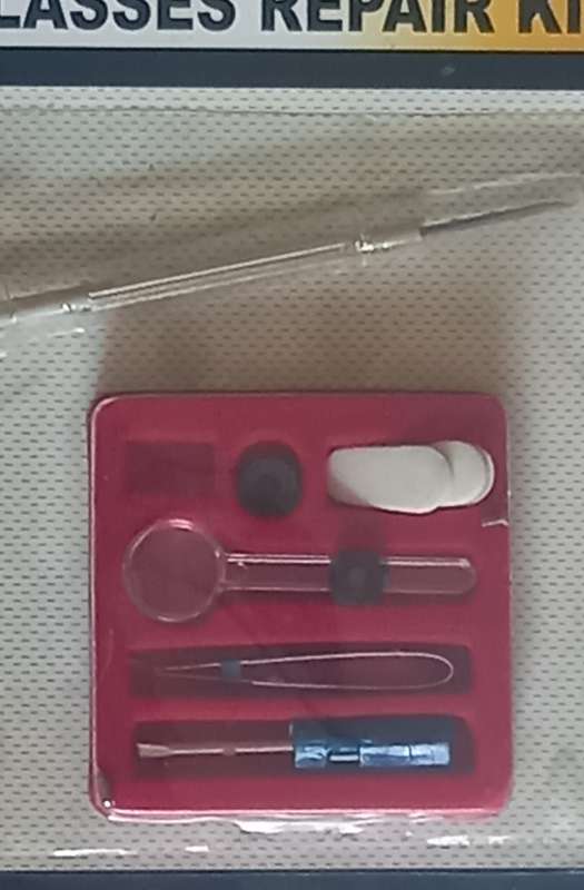 Glasses repair kit