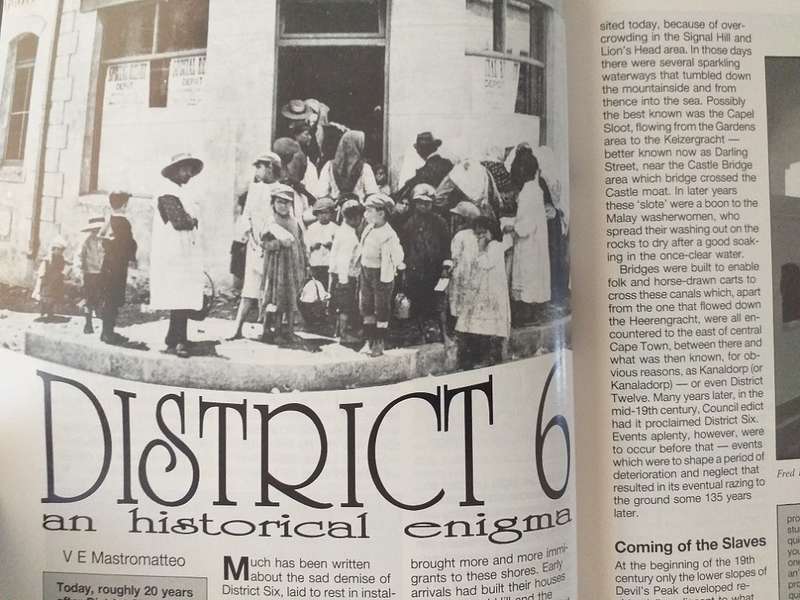 Lantern Tydskrif Magazine  1993 42:1  Distrik 6, Sotho Mural Art