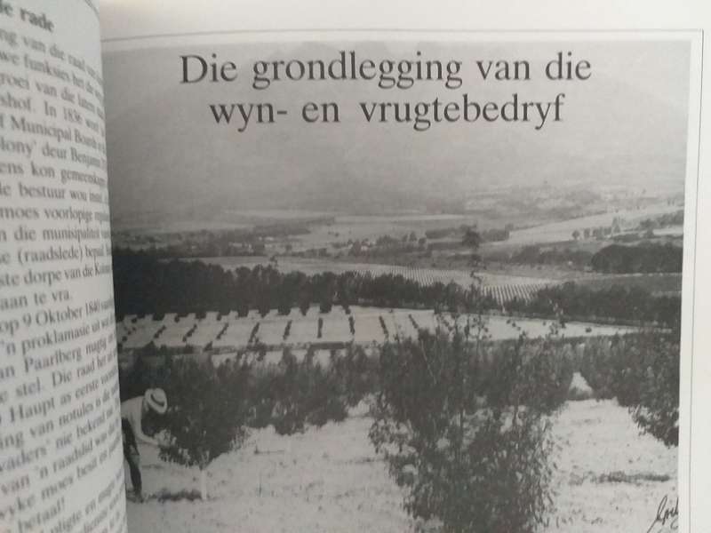 Lantern Tydskrif Magazine  Mei 1988 vol 37 nr 2 Tema: Hugenote, Afrikaans Bergriviervallei, Wyn