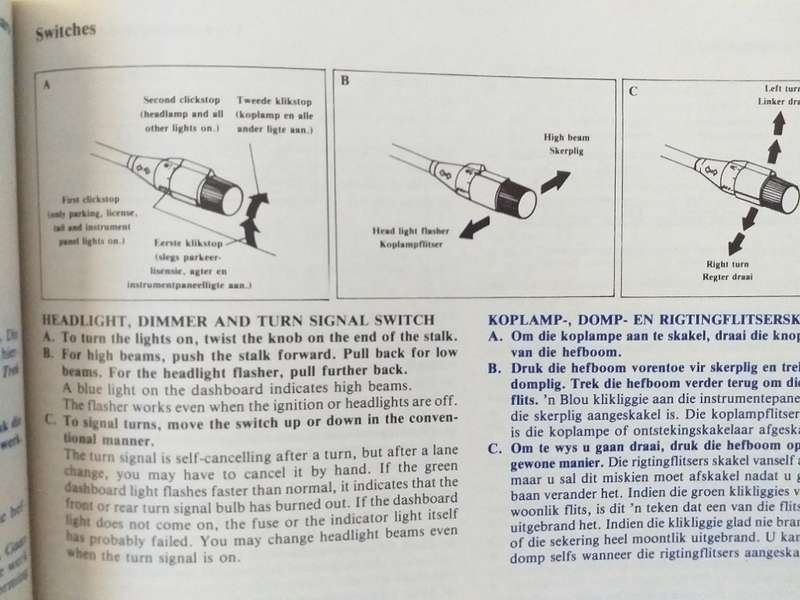 Toyota Corolla Owners Manual Eienaarshandleiding WITH Service guide / Diensgids