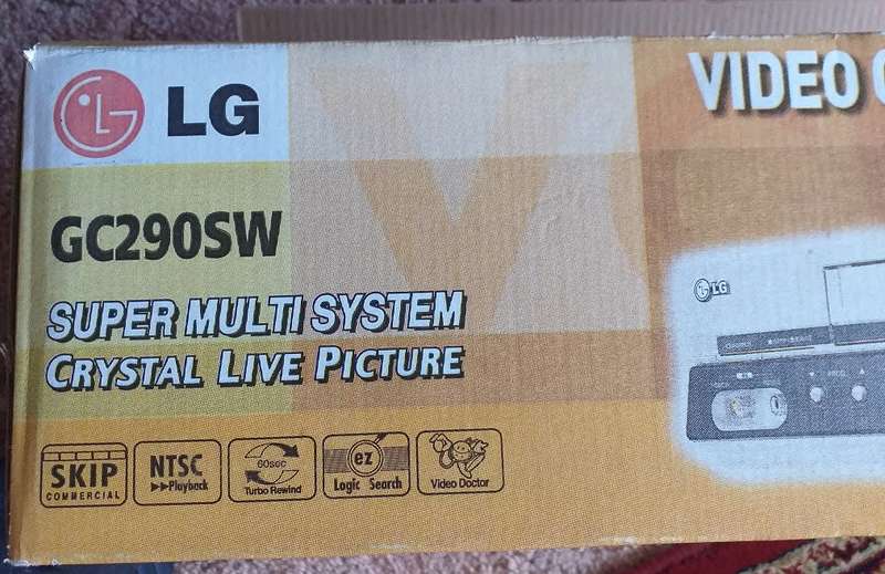 LG VHS Video machine looks brand new - in box new old stock
