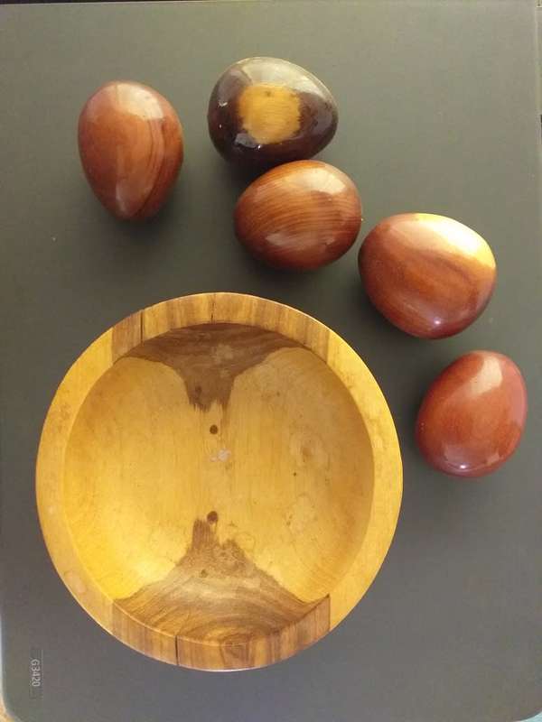 5 Hout eiers en bakkie wit en bruin kiaat (Teak)