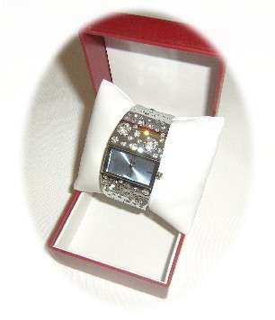 *LAST ONE*Ladies Diva Stainless Steel Bangle Quartz Watch - Blue Face Adorned with Austrian Crystals