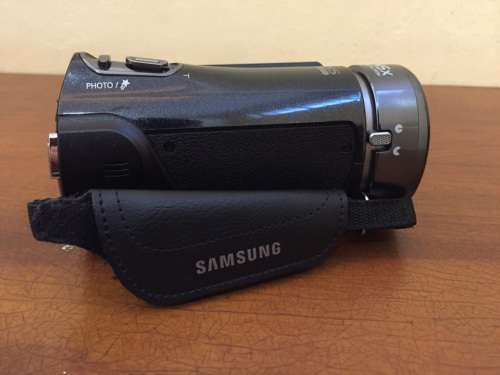 Samsung HMX-H440 Video Camera