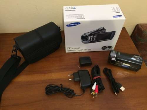 Samsung HMX-H440 Video Camera