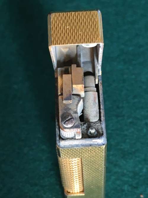 Gold plated Dunhill cigarette lighter