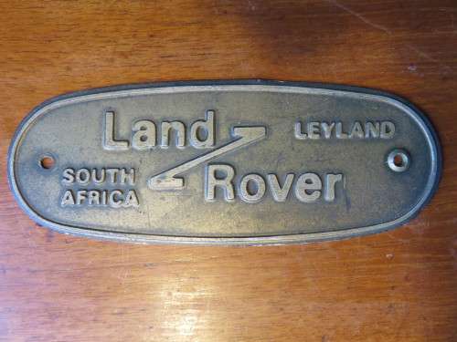 Land Rover badge