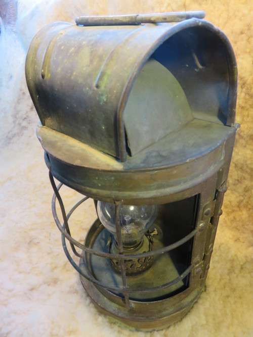 Brass wall lamp