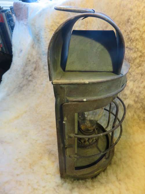 Brass wall lamp