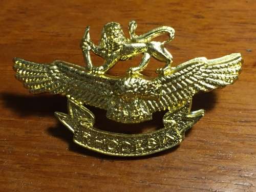 Rhodesian Air Force Cap Badge, anodized gold