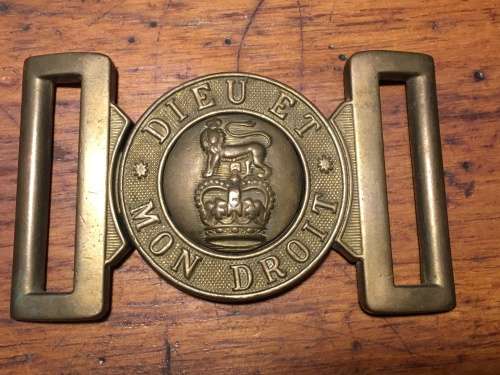 Rhodesian general service belt buckle with queen`s crown (partially striped background)