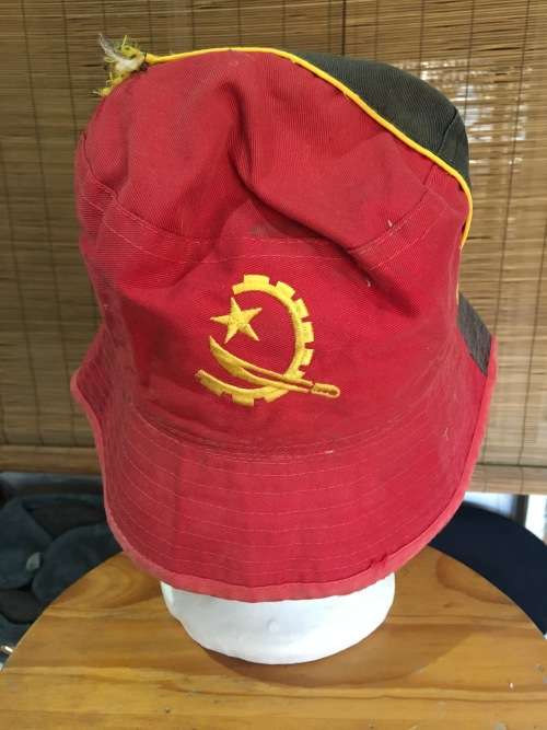 Angolan MPLA floppy hat (well-used)