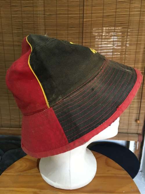 Angolan MPLA floppy hat (well-used)
