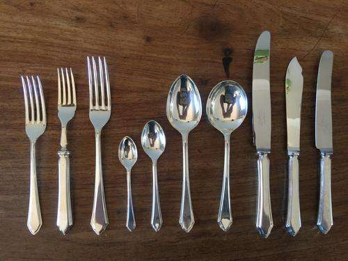 Cutlery complete for one guest!