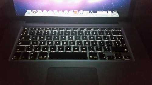 Apple Macbook Pro A1278 - 13.3"  - Intel Core i5 - 500 GB HDD - 4GB RAM  - 2.5GHz - Backlit Keyboard