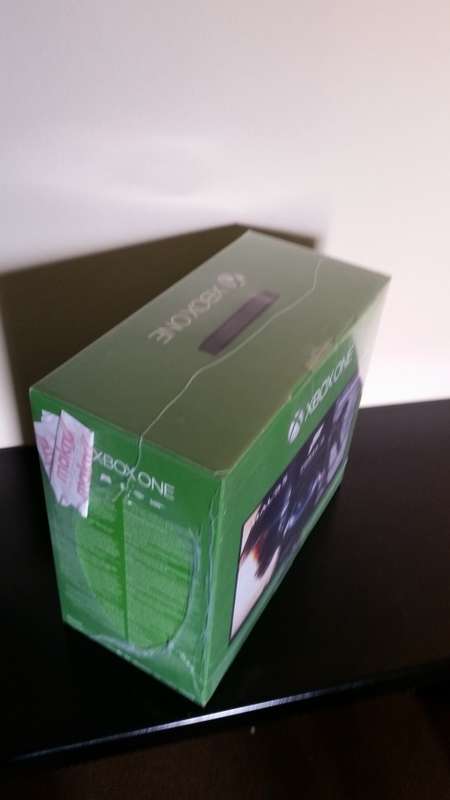 Xbox One 500GB and Fifa 17 - Brand New Sealed with in the box Warranty