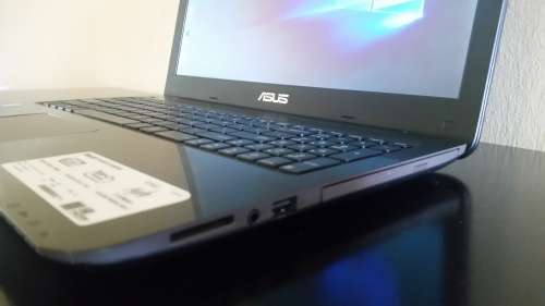 Asus F556U - Intel Skylake i7-6500U - 15.6" - 1 TB HDD - 6GB RAM - 3.1 GHz - HDMI - Office 2016