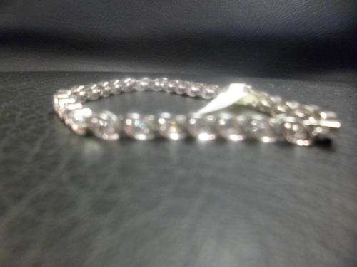 Stunning Silver 925 rhodium plated Bracelet with crystals