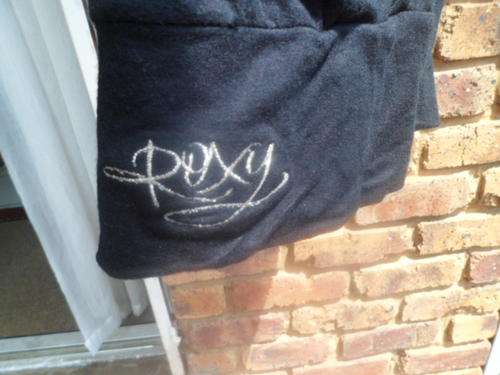 ROXY STRAPPY TOP - BLACK AND SILVER - SIZE LARGE - WITH INLAY SUPPORT