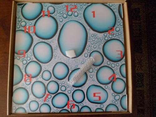 Timeless Decor : Modern Wall Clock 50 x 50 Cm (SHIPPING COSTS R120)