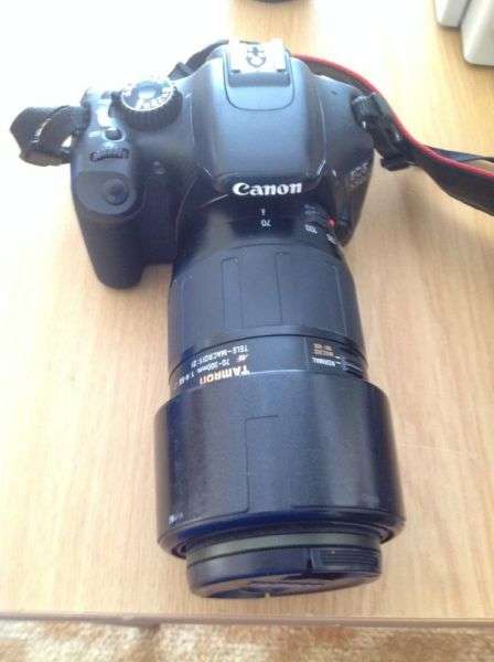 550D Canon Camera Bundel + 2 lens bundle + 8gig card