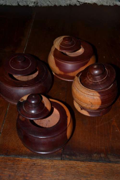 4 x Wooden containers