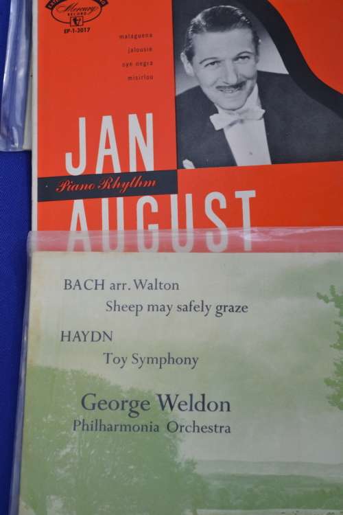 Vintage classical Music Seven Single Vinyl Records VGC x 10
