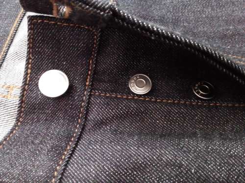 Japanese selvedge jeans size 32 loose fit