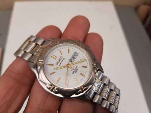 Seiko watch working