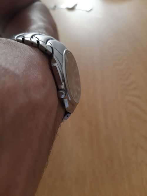 Citizen titanium watch working