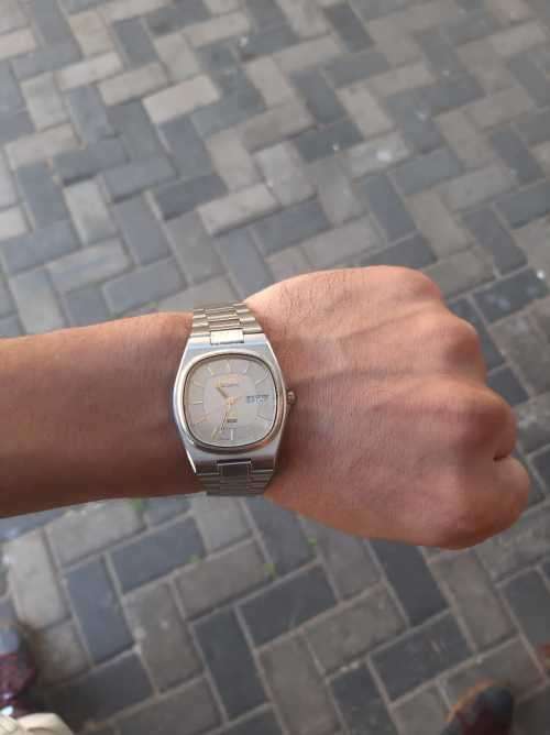 Seiko SQ 100