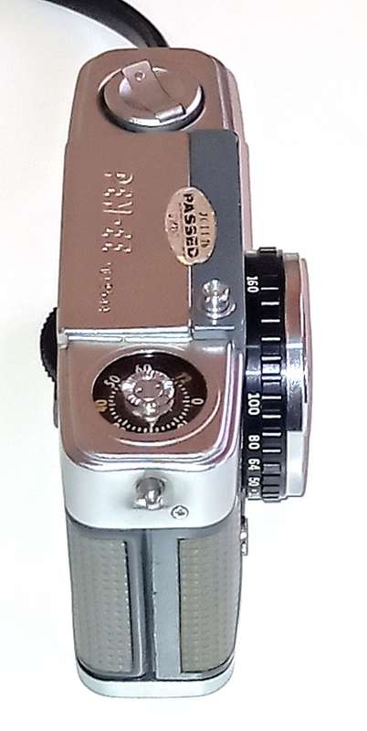 Olympus Pen EE. 35mm Film Camera