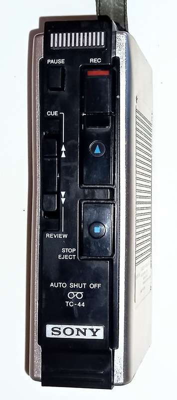 Vintage Sony TC-44 Cassette Player and Recorder in Working Condition.  17cm x 11cm x 5cm