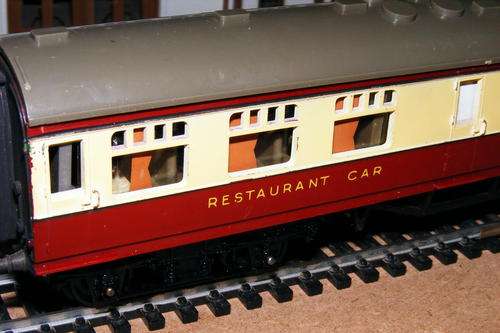 HO TRI-ANG RESTAURANT CAR